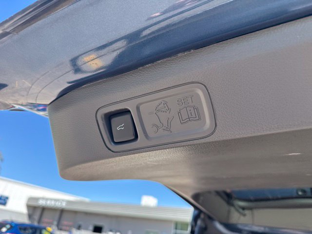 Used 2020 Ford Expedition Max Limited w/ Special Edition Package AWD/4WD image 8