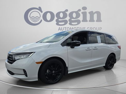 Used 2024 Honda Odyssey Sport image 1
