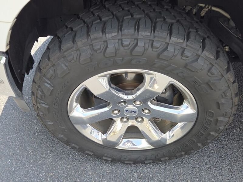 Used 2021 Ford F150 Lariat w/ Equipment Group 502A High AWD/4WD image 18