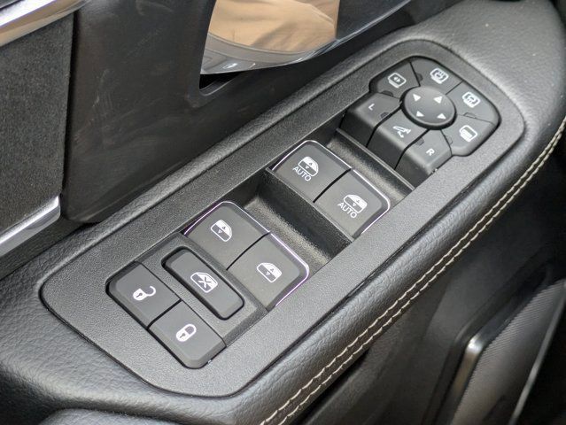 New 2026 RAM 3500 Laramie AWD/4WD image 23