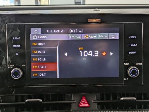 Certified 2024 Kia Sportage LX image 11