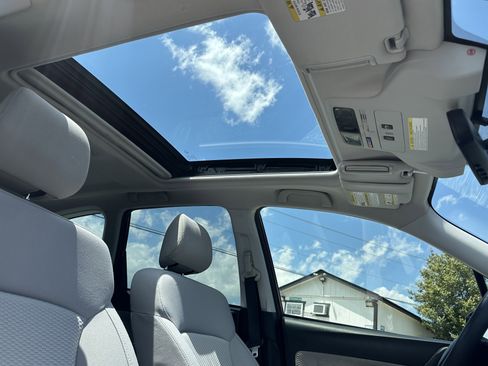 Used 2018 Subaru Forester 2.5i Premium AWD/4WD image 13