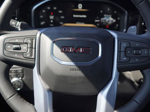 New 2026 GMC Sierra 1500 SLT w/ SLT Convenience Package image 14