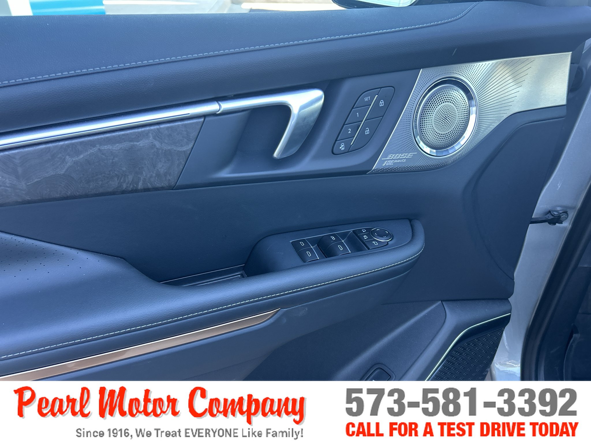 Used 2026 Buick Enclave Avenir w/ Super Cruise Package AWD/4WD image 9
