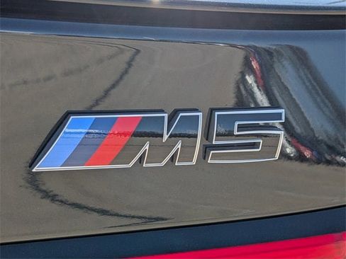 Used 2026 BMW M5 w/ Executive Package image 8