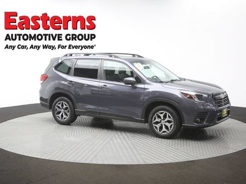 Used 2022 Subaru Forester Premium AWD/4WD image 51