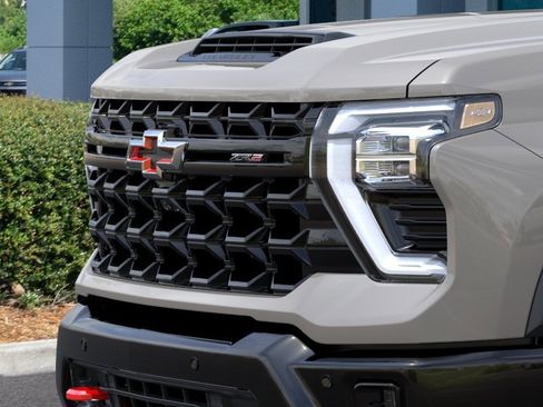 New 2026 Chevrolet Silverado 2500 ZR2 AWD/4WD image 13