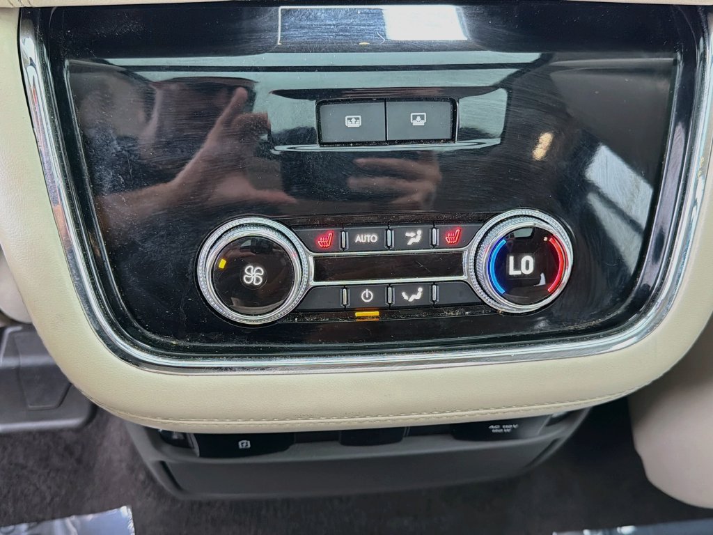 Used 2020 Lincoln Navigator L Reserve w/ Luxury Package AWD/4WD image 21