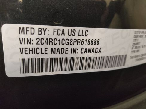 Used 2023 Chrysler Voyager LX FWD image 33