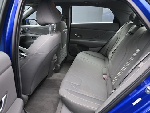 Certified 2024 Hyundai Elantra SEL w/ Convenience Package FWD image 21