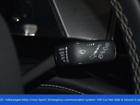 Used 2025 Volkswagen Atlas Cross Sport SE FWD image 12