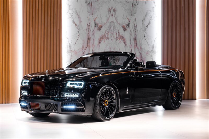 Used 2019 Rolls-Royce Dawn RWD image 1
