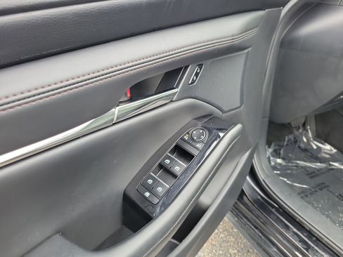 Used 2025 MAZDA MAZDA3 s image 18