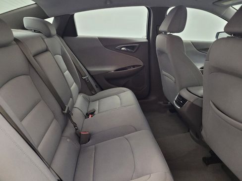 Used 2021 Chevrolet Malibu LT FWD image 19