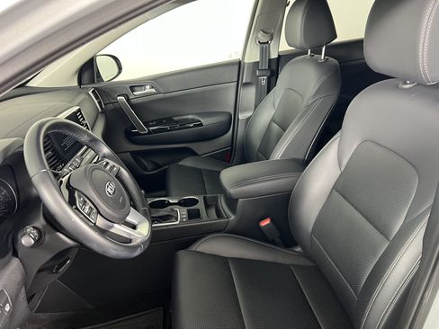 Used 2022 Kia Sportage EX AWD/4WD image 16