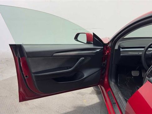 Used 2021 Tesla Model 3 Performance image 19