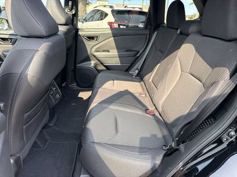 Used 2025 Subaru Forester Premium AWD/4WD image 23