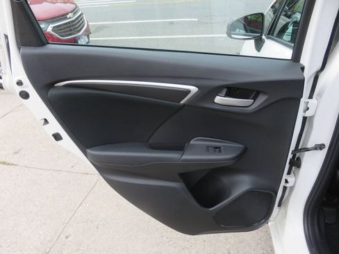 Used 2015 Honda Fit LX image 27