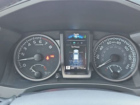Used 2021 Toyota Tacoma TRD Off-Road RWD image 22
