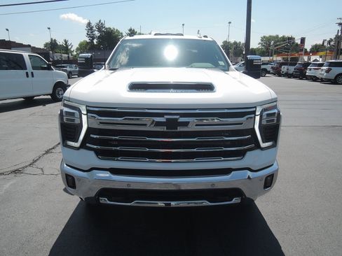 New 2025 Chevrolet Silverado 2500 LTZ w/ LTZ Convenience Package image 10