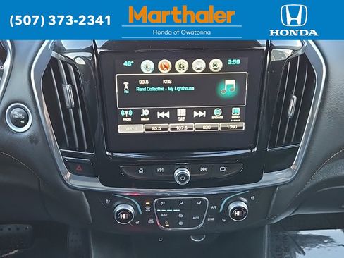 Used 2018 Chevrolet Traverse Premier image 23