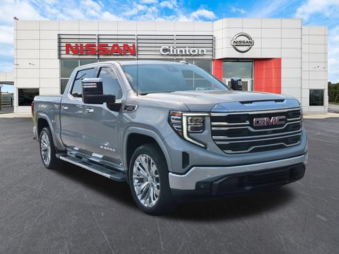 Used 2023 GMC Sierra 1500 SLT w/ SLT Premium Package AWD/4WD image 1