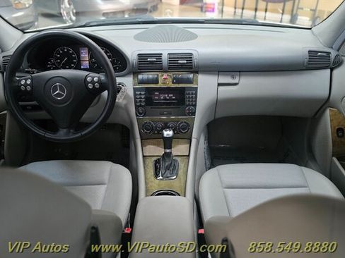 Used 2007 Mercedes-Benz C 230 Sedan image 21