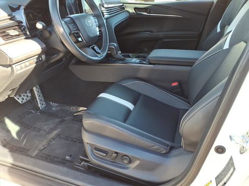 Certified 2025 Toyota Camry SE image 14