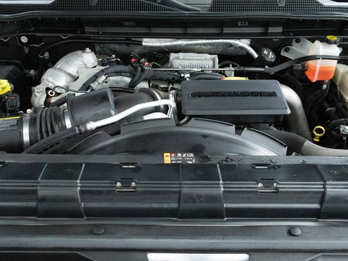 Certified 2021 Chevrolet Silverado 2500 LT w/ Convenience Package AWD/4WD image 28