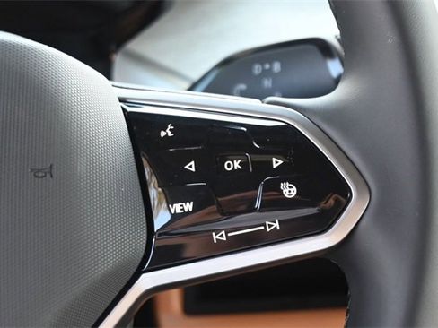 New 2025 Volkswagen ID. Buzz Pro S image 11