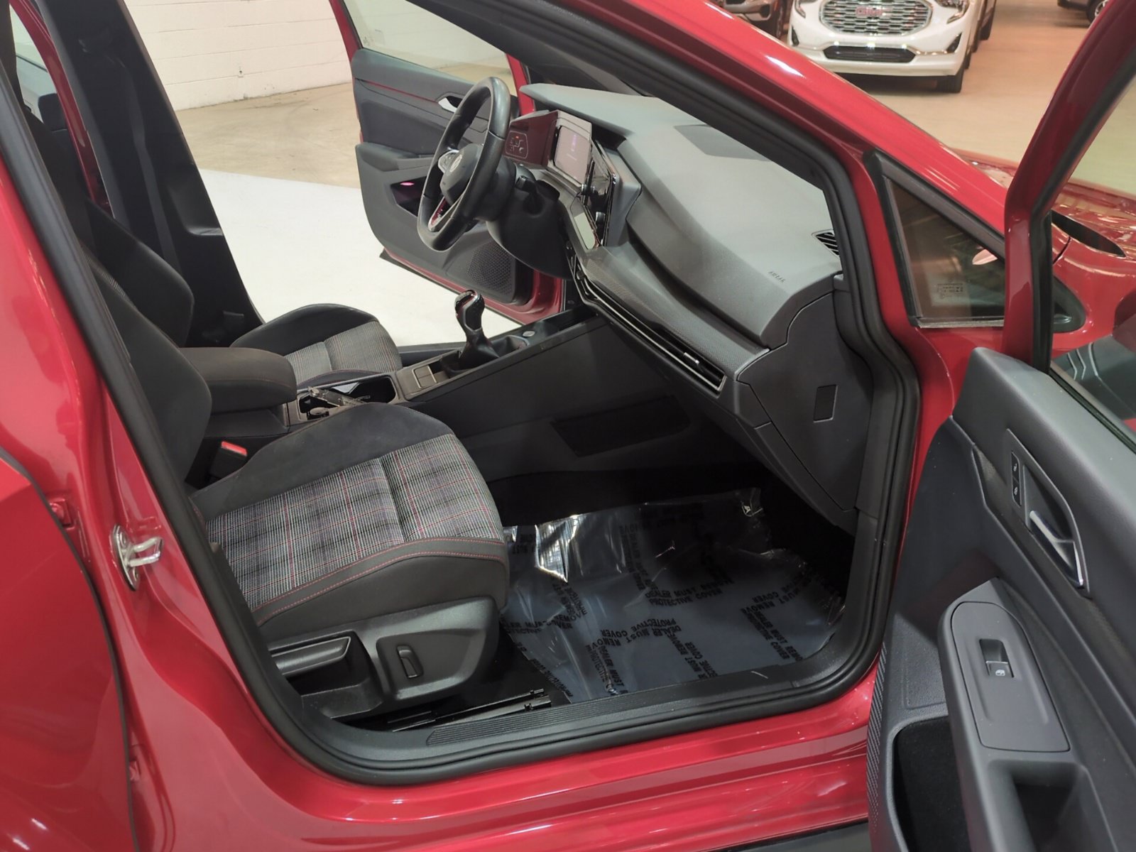 Used 2022 Volkswagen GTI S FWD image 10