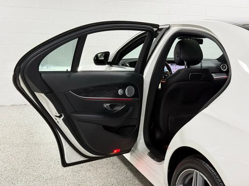 Used 2019 Mercedes-Benz E 300 4MATIC w/ Premium 1 Package image 72