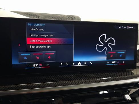 Used 2024 BMW X6 M60i w/ Dynamic Handling Package image 33