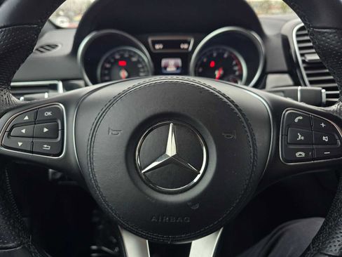 Used 2019 Mercedes-Benz GLS 450 4MATIC image 24