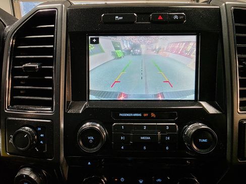 Used 2018 Ford F150 XLT w/ Equipment Group 301A Mid AWD/4WD image 32