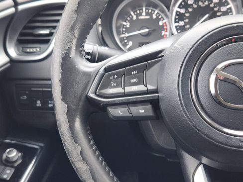 Used 2018 MAZDA CX-9 Touring image 28