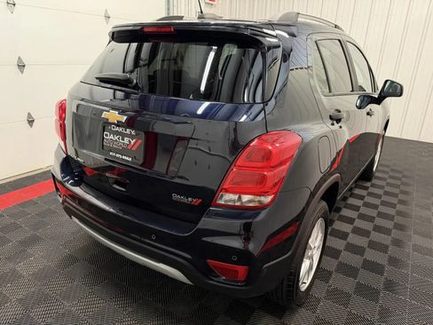 Used 2022 Chevrolet Trax LT w/ Driver Confidence Package AWD/4WD image 13