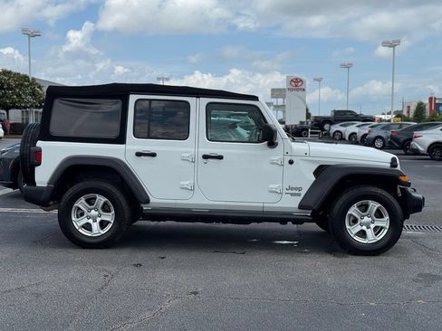 Used 2018 Jeep Wrangler Unlimited Sport S AWD/4WD image 7