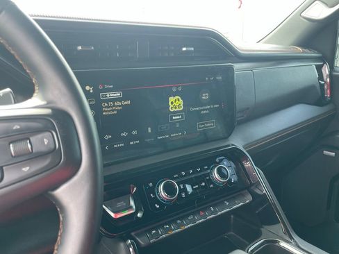 Used 2023 GMC Sierra 1500 AT4 w/ AT4 Premium Package image 13