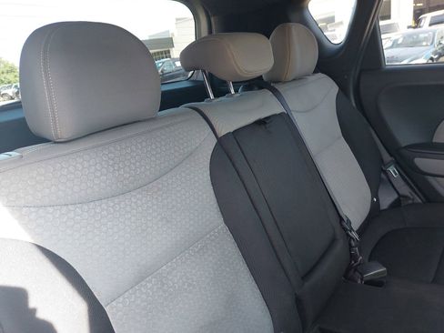 Used 2015 Kia Soul + FWD image 11
