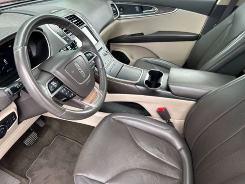 Used 2020 Lincoln Nautilus Reserve w/ Equipment Group 201A image 10