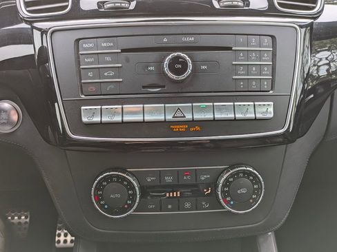 Used 2017 Mercedes-Benz GLE 63 AMG 4MATIC image 23