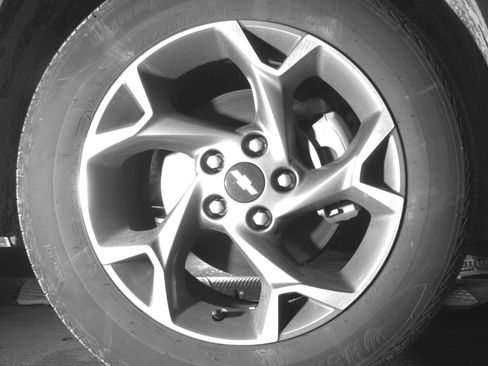 Used 2025 Chevrolet Trax LT w/ LT Convenience Package image 13