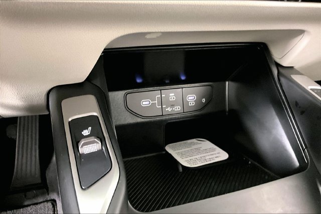 Certified 2026 Kia Sorento S FWD image 15