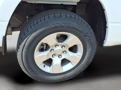 Used 2023 RAM 1500 Big Horn AWD/4WD image 34