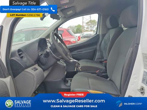 Used 2016 Chevrolet City Express LT FWD image 9