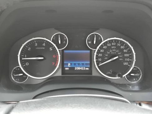 Used 2014 Toyota Tundra Limited w/ Limited Premium Package AWD/4WD image 19