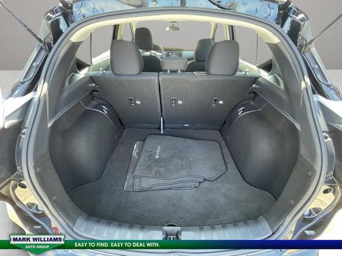 Used 2023 Nissan Kicks SV image 29