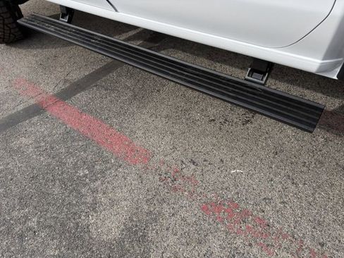 New 2026 Chevrolet Silverado 2500 ZR2 image 10