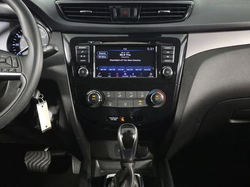 Used 2021 Nissan Rogue Sport S FWD image 22